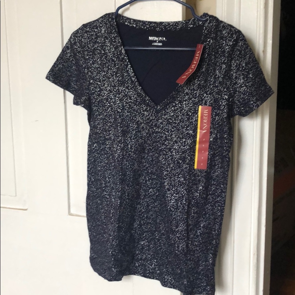 Women’s t shirt NWT